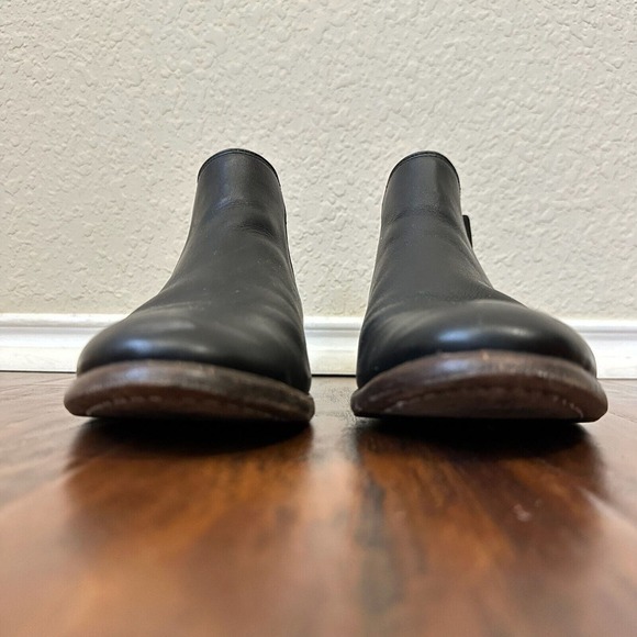 SUTRO FOOTWEAR The Ocean Ankle Boots Booties Stretch in Black Leather - Picture 5 of 12